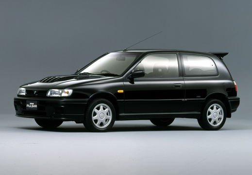 1991-Nissan-Pulsar-GTI-R-Front-Three-Quarter-Black