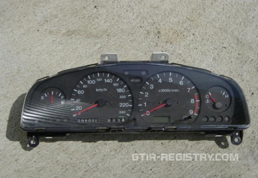 240kph speedo, with digital clock on the tacho (unknown brand)